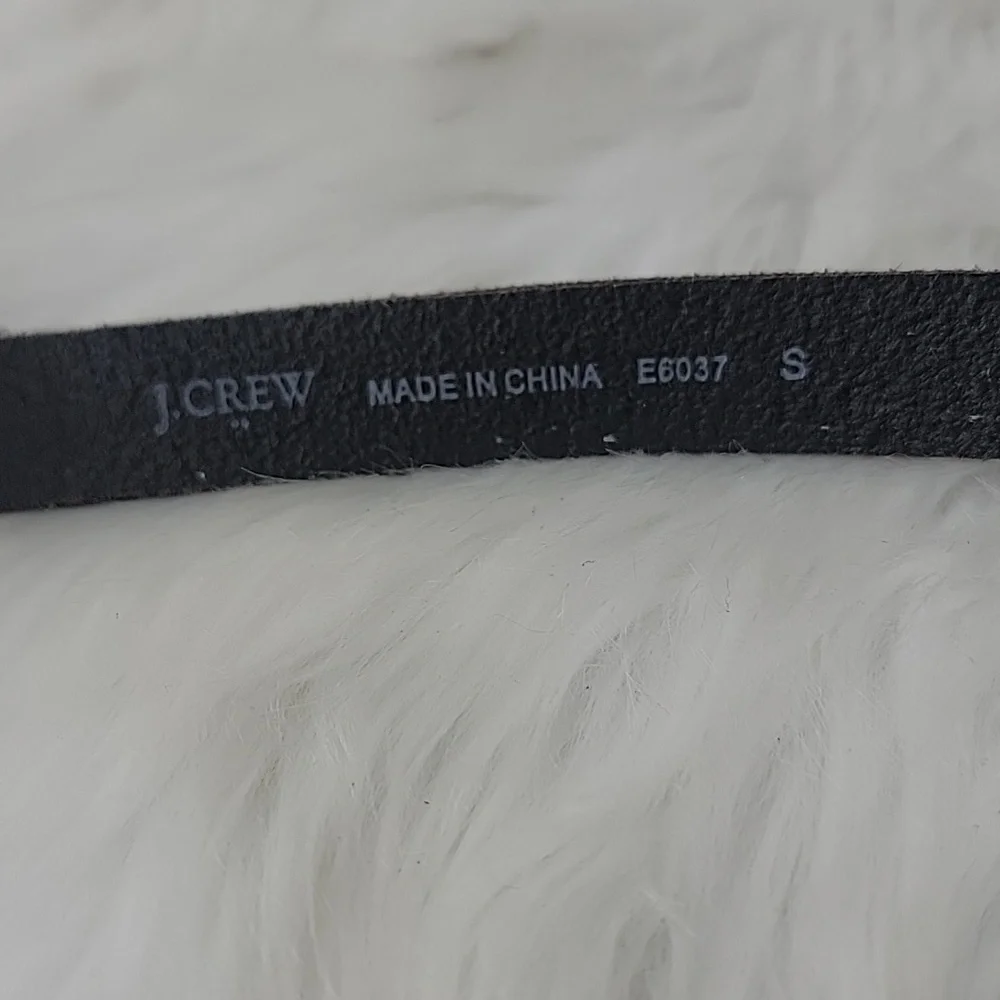 J.CREW Black Leather Gold Colored Hardware Plate Style Buckle Office Casual Belt - Picture 2 of 14